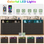 Commode moderne en bois à 8 tiroirs, avec station de recharge et éclairage LED.