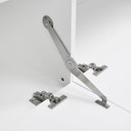 Meuble mural de 104,2 cm avec étagères et placards pour téléviseurs jusqu'à 78 pouces.