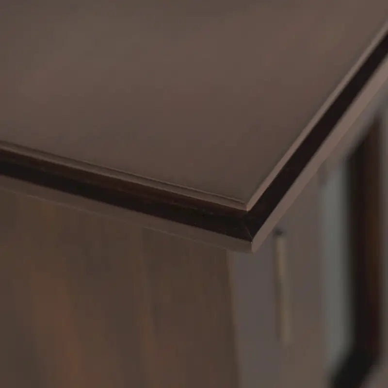 Meuble TV WYNDENHALL Stratford en bois massif, 72 pouces de large, pour téléviseurs jusqu'à 80 pouces.