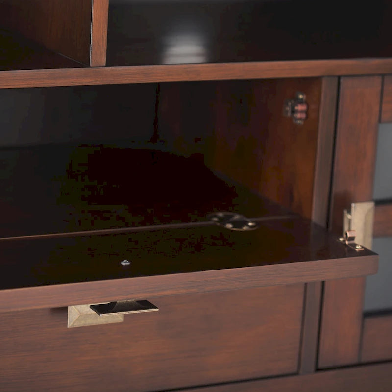 Meuble TV WYNDENHALL Stratford en bois massif, 72 pouces de large, pour téléviseurs jusqu'à 80 pouces.