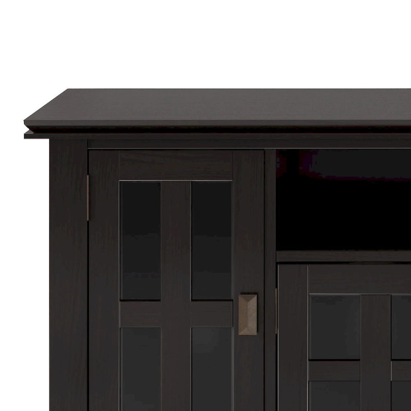 Meuble TV WYNDENHALL Stratford en bois massif, 72 pouces de large, pour téléviseurs jusqu'à 80 pouces.