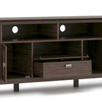 Meuble TV WYNDENHALL Stratford en bois massif, 72 pouces de large, pour téléviseurs jusqu'à 80 pouces.