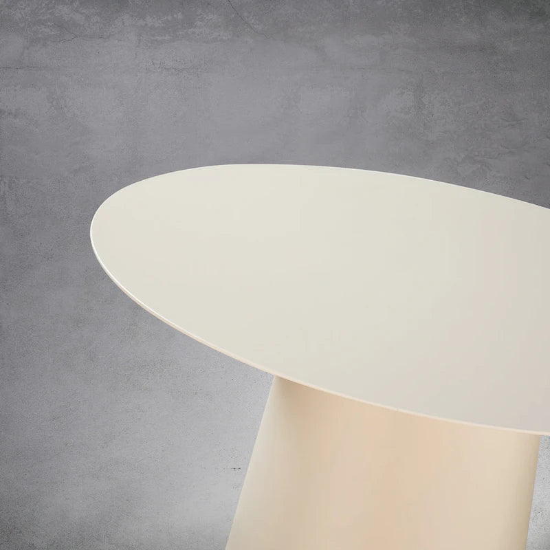 Table basse ronde d'extérieur CraftHome, moderne et élégante, avec un piètement robuste en fer.