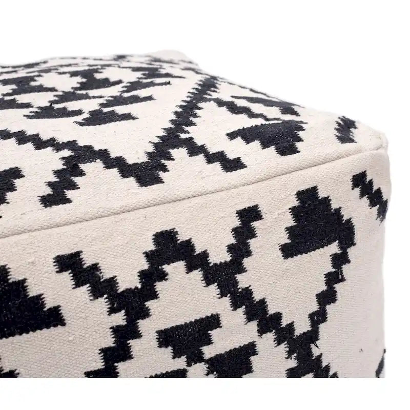 Pouf Lizardo beige et noir