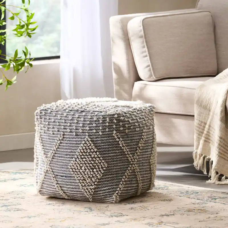 Pouf en laine Brinket Boho Cube de Christopher Knight Home