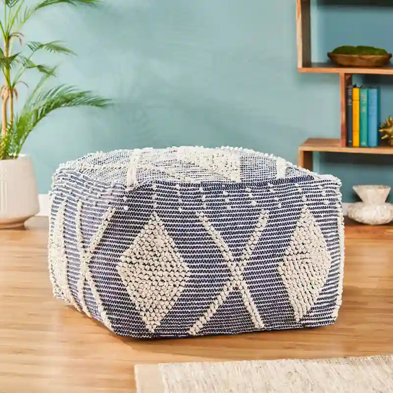 Pouf en laine Brinket Boho Cube de Christopher Knight Home