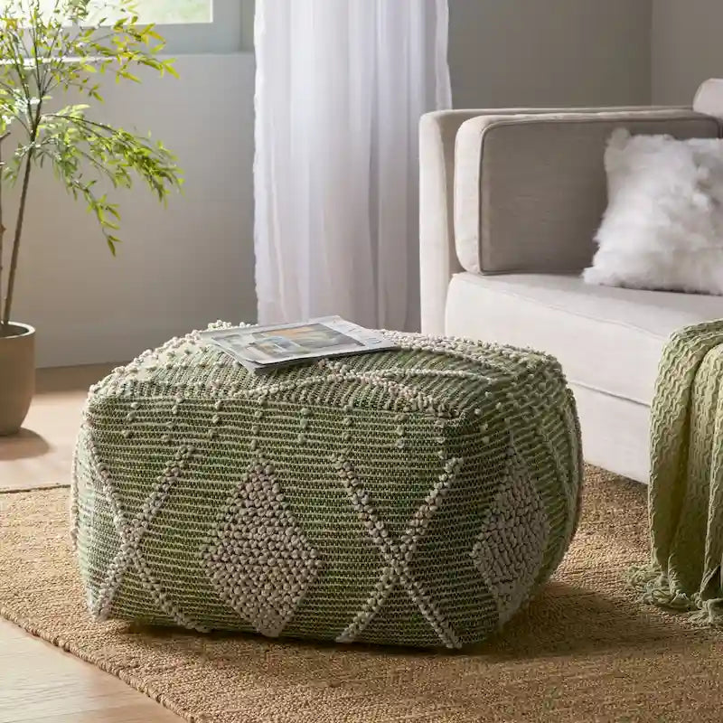 Pouf en laine Brinket Boho Cube de Christopher Knight Home