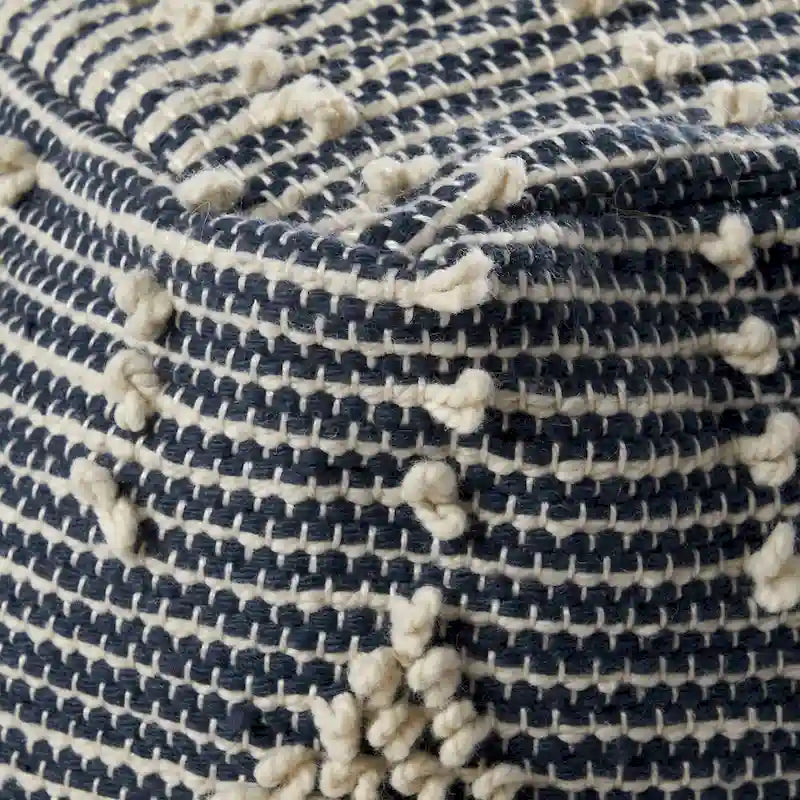 Pouf en laine Brinket Boho Cube de Christopher Knight Home