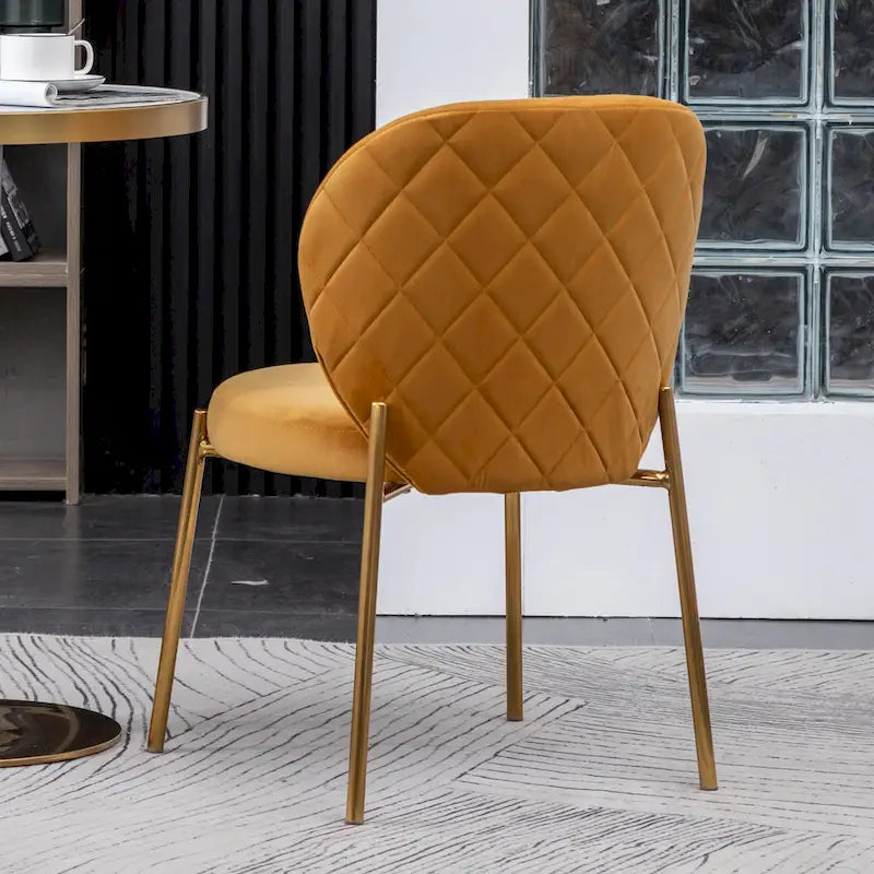 Ensemble de salle à manger contemporain 3 pièces Amoa de Roundhill Furniture, table ronde blanche et 2 chaises