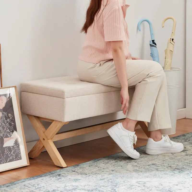Banc d'entrée en tissu beige/gris avec rangement rembourré et pieds en forme de X, 91 cm (36 pouces).