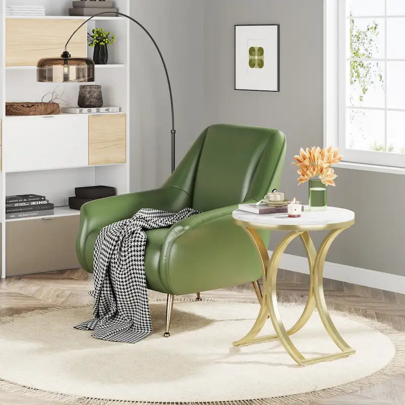 Petite table d'appoint ronde moderne avec structure en métal doré et placage en faux marbre, en bois d'ingénierie, idéale pour le salon.