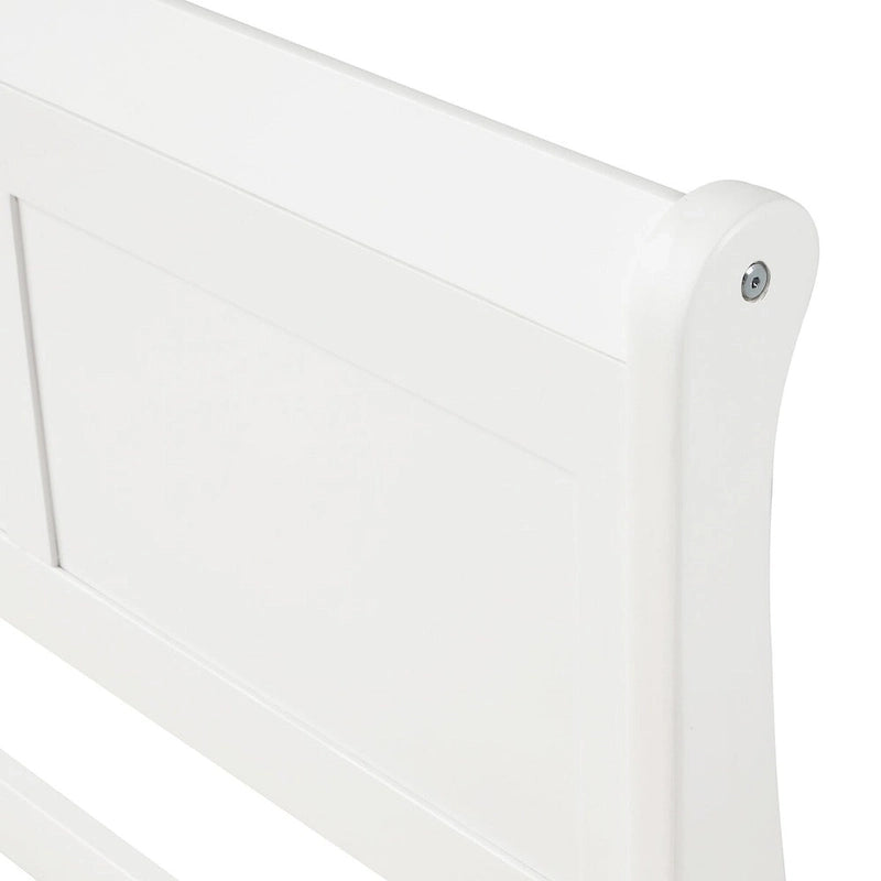 Lit traîneau à cadre en bois avec pied de lit, disponible en tailles simple, double et queen.