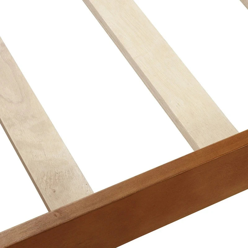 Lit traîneau à cadre en bois avec pied de lit, disponible en tailles simple, double et queen.