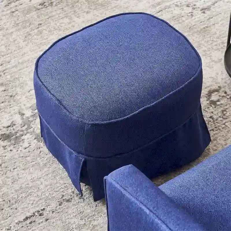 Fauteuil pivotant avec repose-pieds et base en métal noir