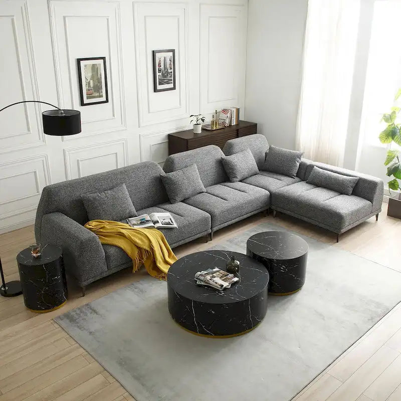 Grand canapé d'angle moderne amovible en tissu gris avec coussins