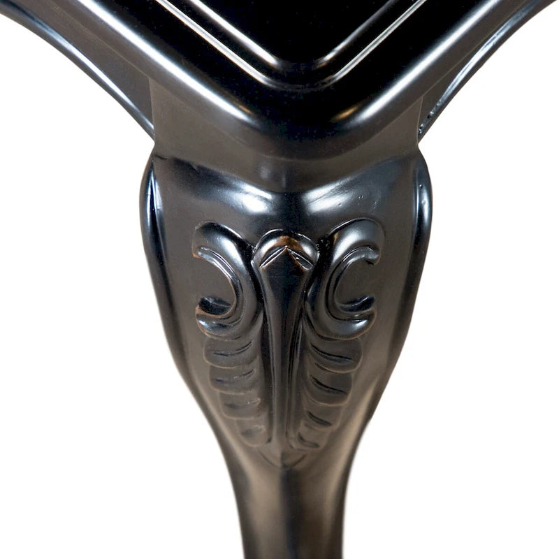 Table d'appoint Clarissa traditionnelle en bois massif avec pieds sculptés, de la marque Furniture of America